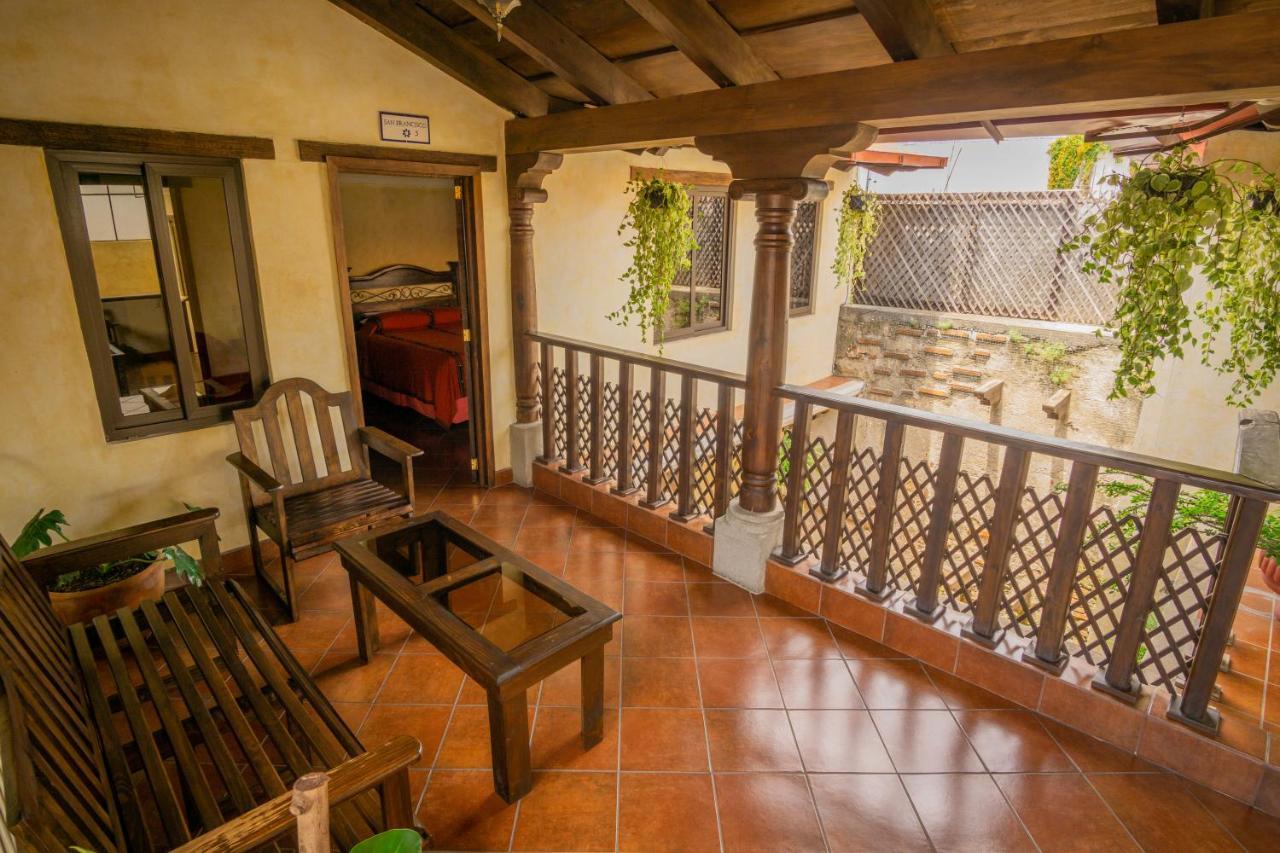 Hotel Maya Ik' Antigua Exterior foto