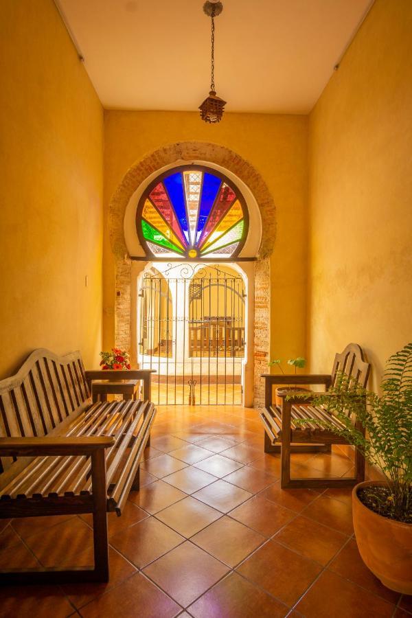 Hotel Maya Ik' Antigua Exterior foto